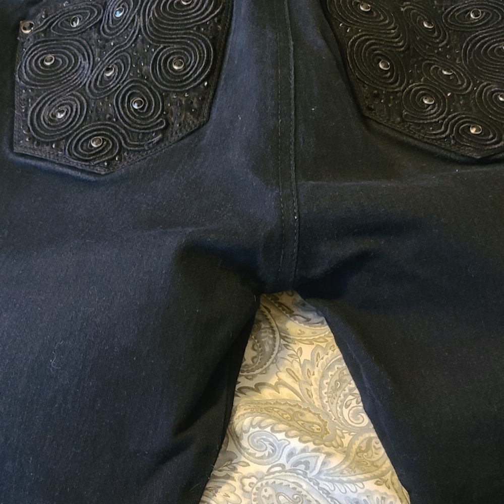 Jeans - Picture 6 of 7